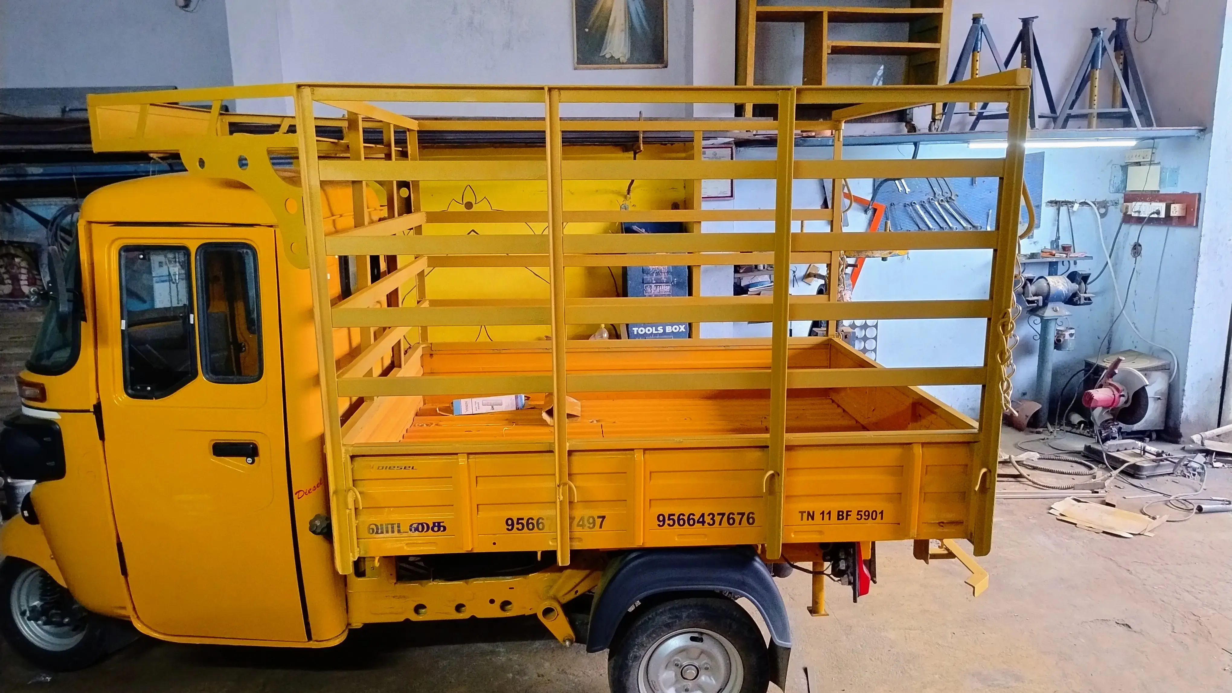 Bajaj Compact Truck Body